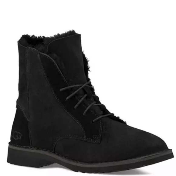 UGG Quincy Boots - Picture 1 of 6